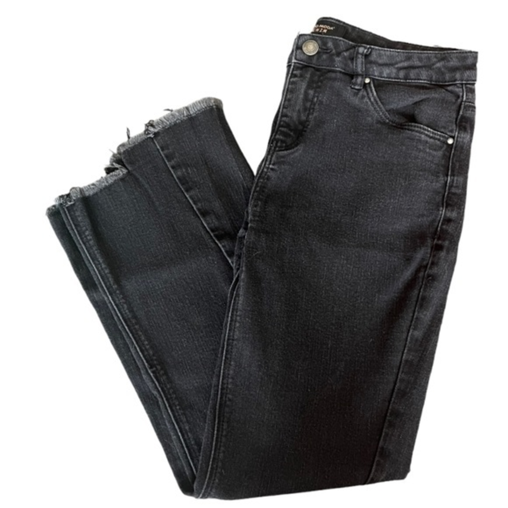 Vero Moda black frayed asymmetric‎ hem jeans Sz 4?
